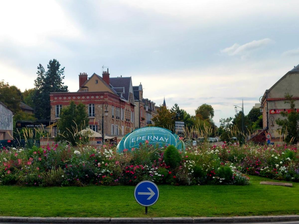 Appartamento Epernay Capital De Champagne Esterno foto