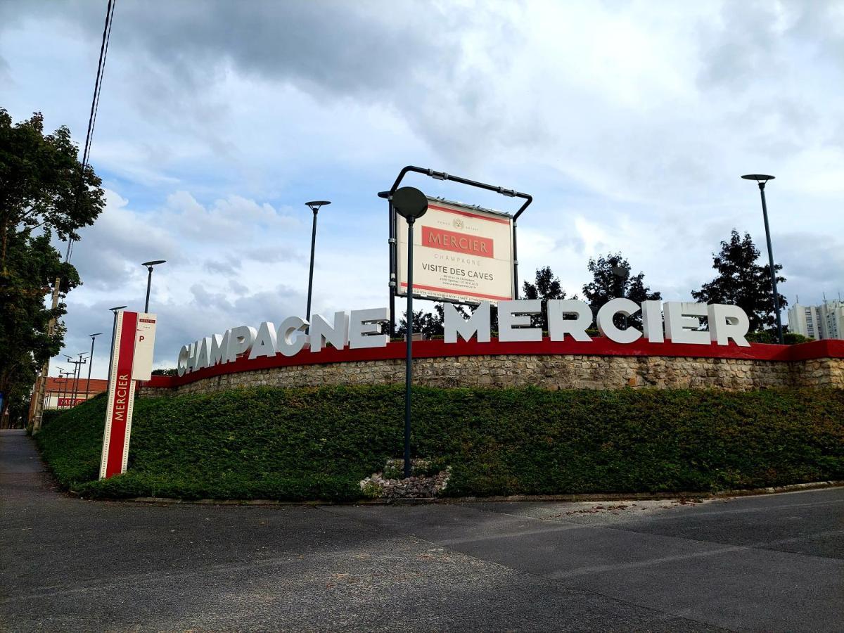 Appartamento Epernay Capital De Champagne Esterno foto